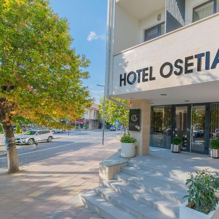 Hotel Osetia Garden Momchilgrad Dış mekan fotoğraf