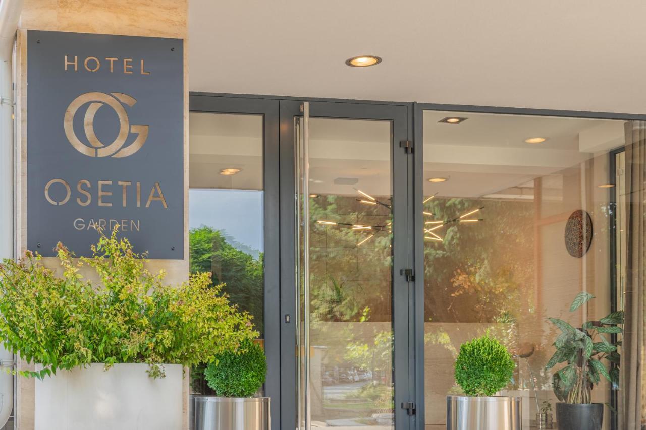 Hotel Osetia Garden Momchilgrad Dış mekan fotoğraf