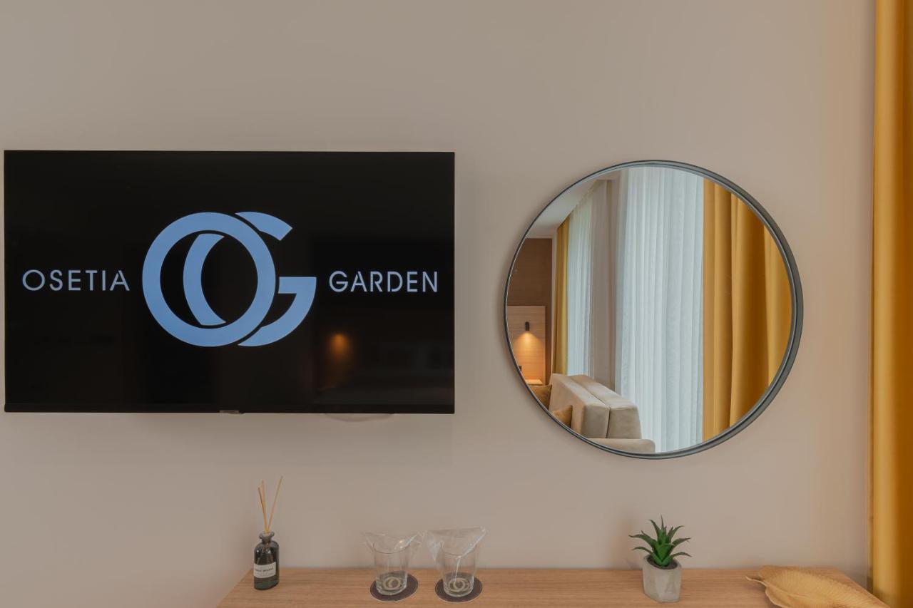 Hotel Osetia Garden Momchilgrad Dış mekan fotoğraf
