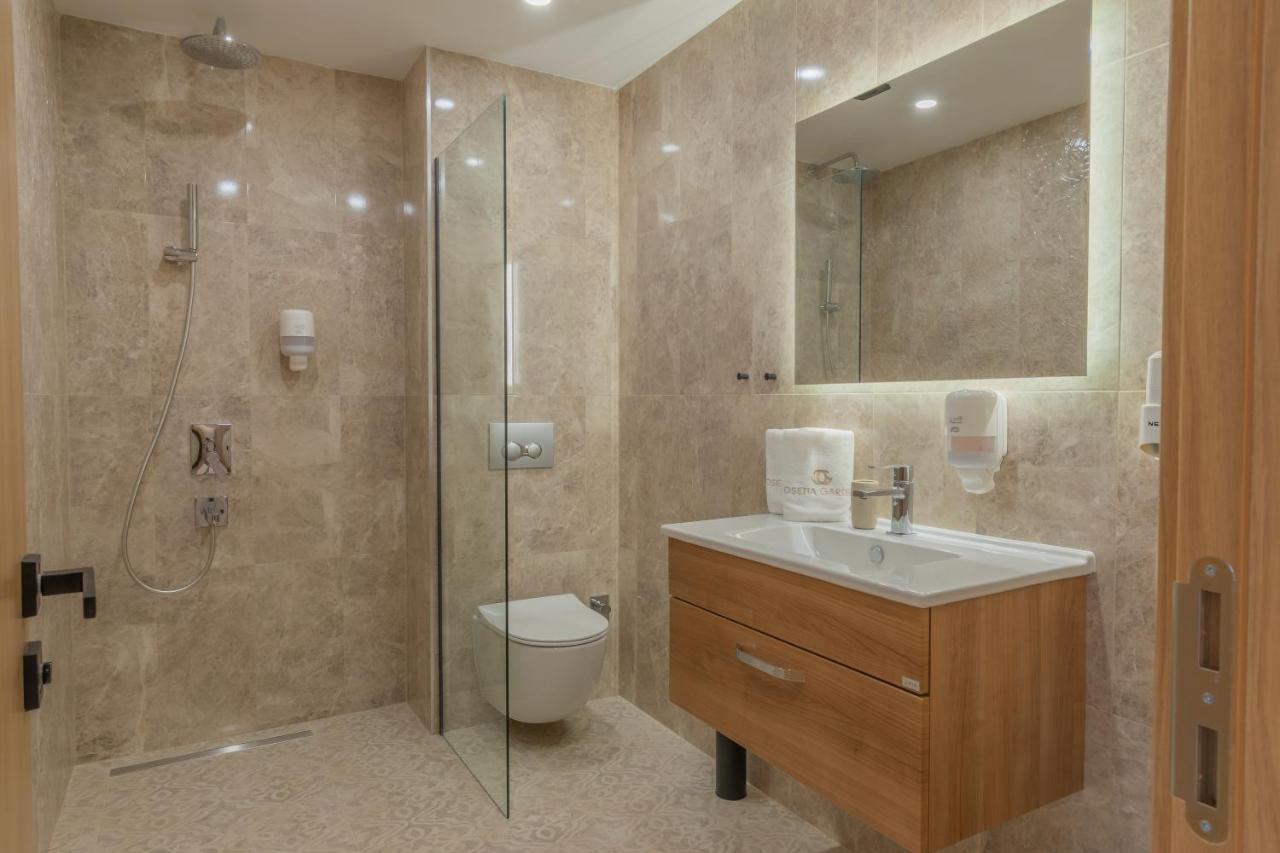Hotel Osetia Garden Momchilgrad Dış mekan fotoğraf