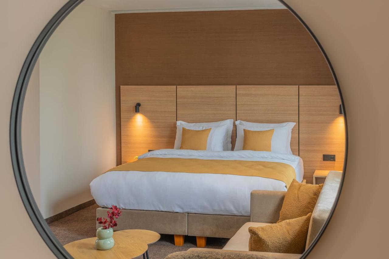 Hotel Osetia Garden Momchilgrad Dış mekan fotoğraf