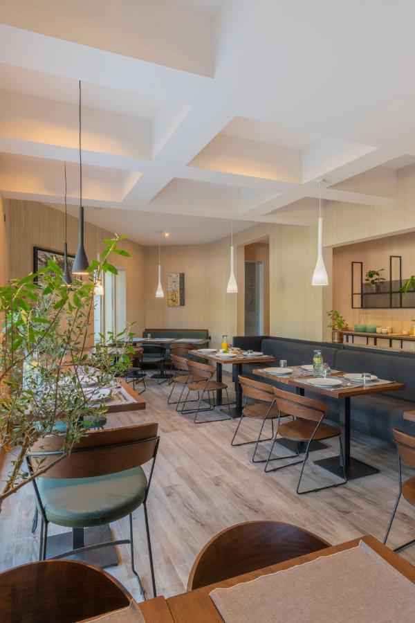 Hotel Osetia Garden Momchilgrad Dış mekan fotoğraf